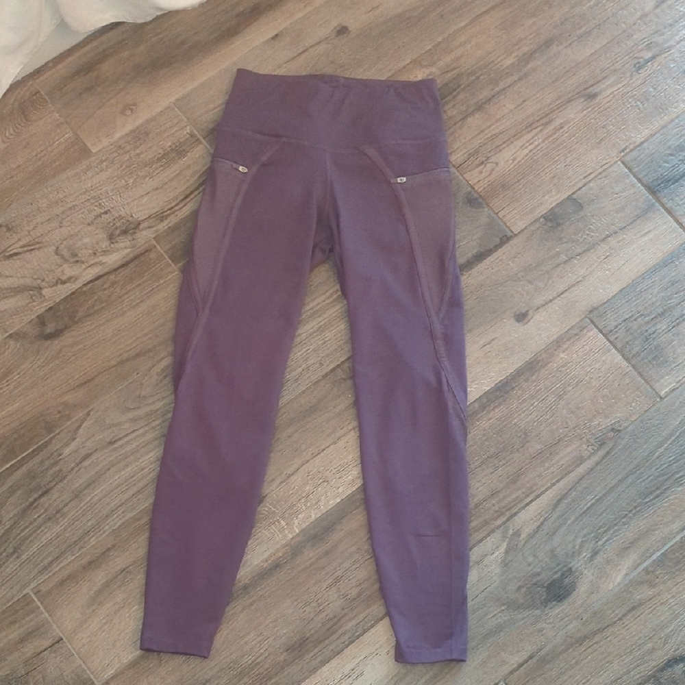 Hylete Plum Leggings